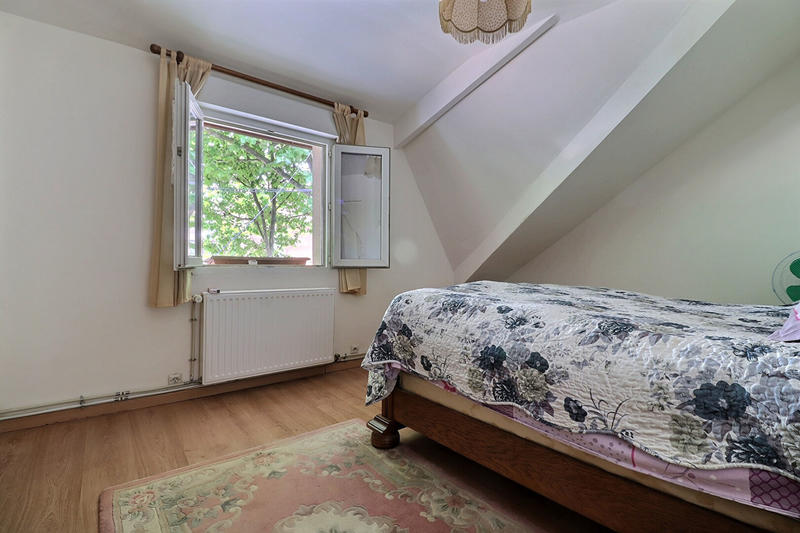 Maison - 102 m² - 6 pièces