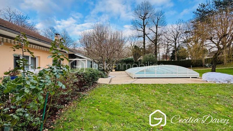 Maison d'architecte - 160 m² - 8 pièces