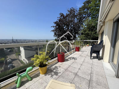 Appartement - 131 m² - 5 pièces