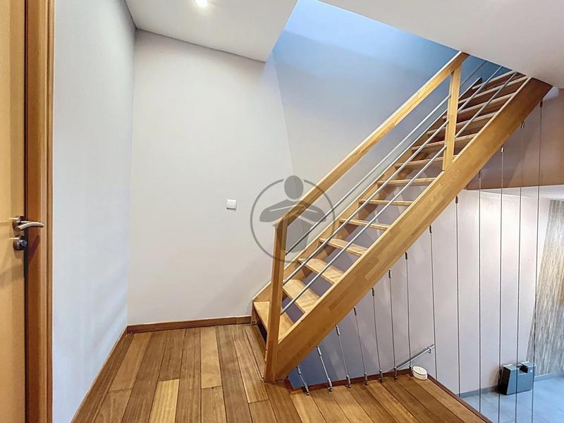 Maison - 158 m² - 5 pièces