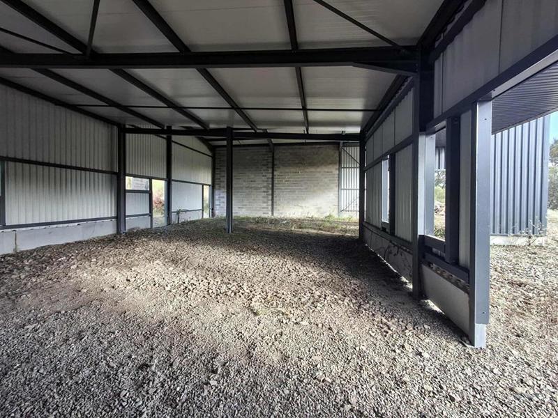 Terrain industriel - 3 596 m²