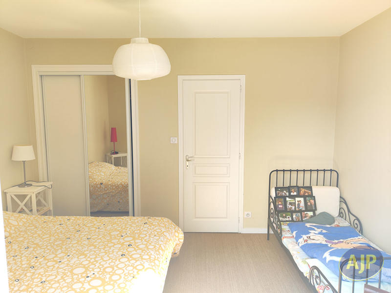 Maison - 136 m² - 6 pièces