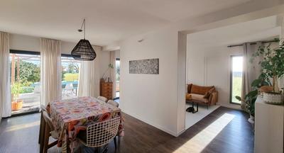 Maison - 134 m² - 5 pièces