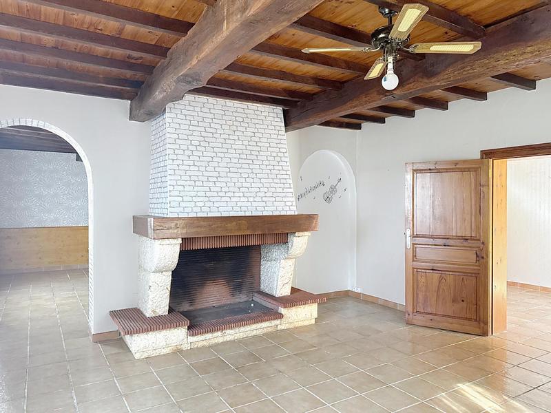 Maison - 270 m² - 7 pièces