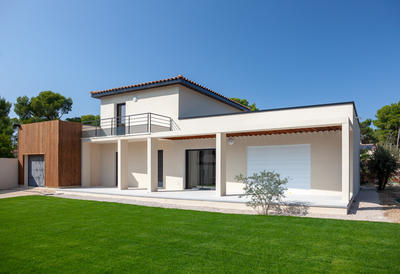 Maison - 90 m² - 4 pièces