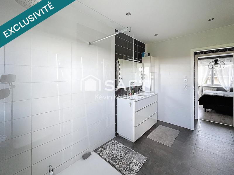 Maison - 175 m² - 8 pièces