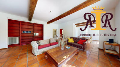 Mas - 252 m² - 11 pièces