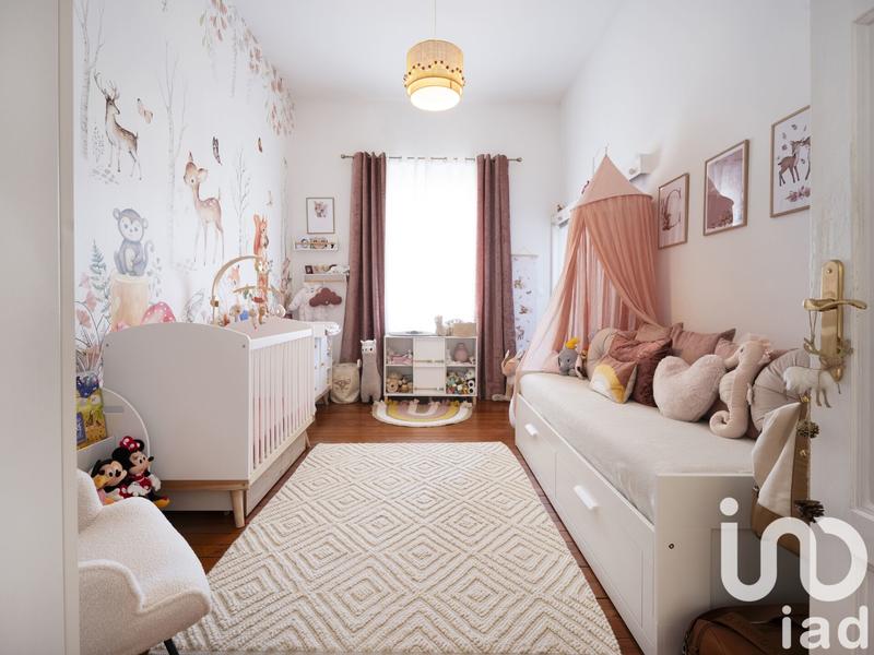 Appartement - 208 m² - 6 pièces