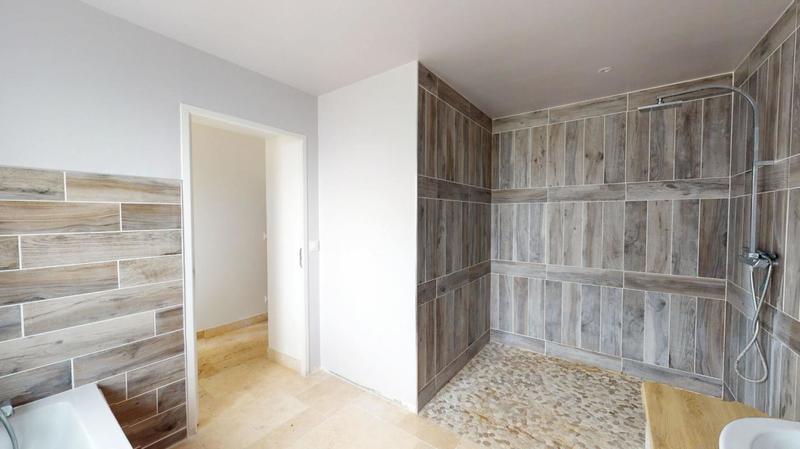 Maison - 170 m² - 6 pièces