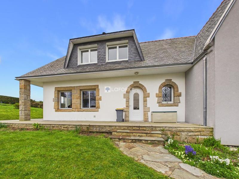 Maison - 175 m² - 8 pièces