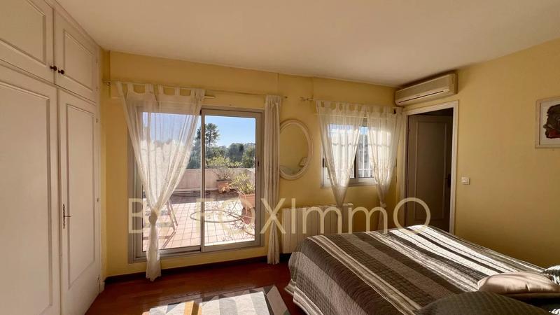 Maison - 151 m² - 6 pièces