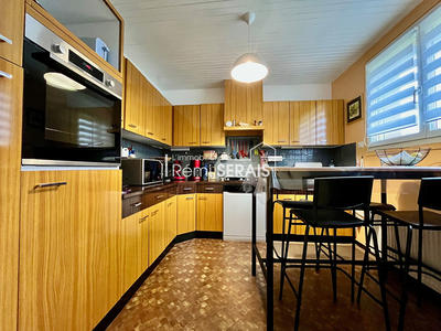 Maison - 98 m² - 4 pièces