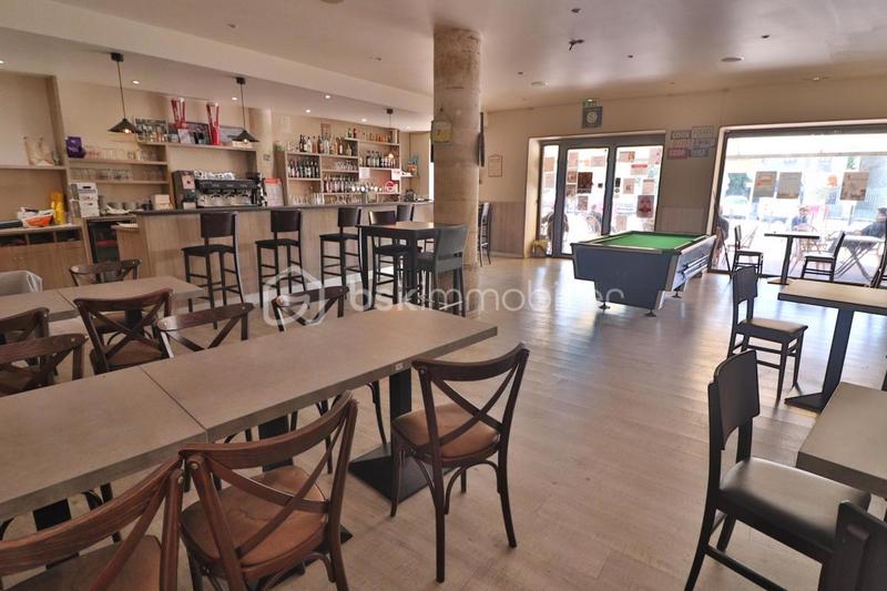 Appartement - 366 m² - 2 pièces