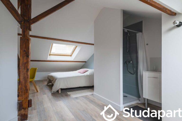 Chambre - 13 m² - 1 pièce