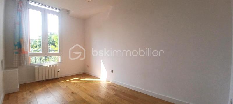 Maison - 98 m² - 5 pièces