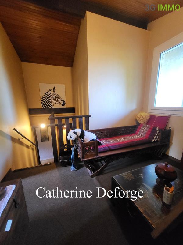 Maison - 120 m² - 10 pièces