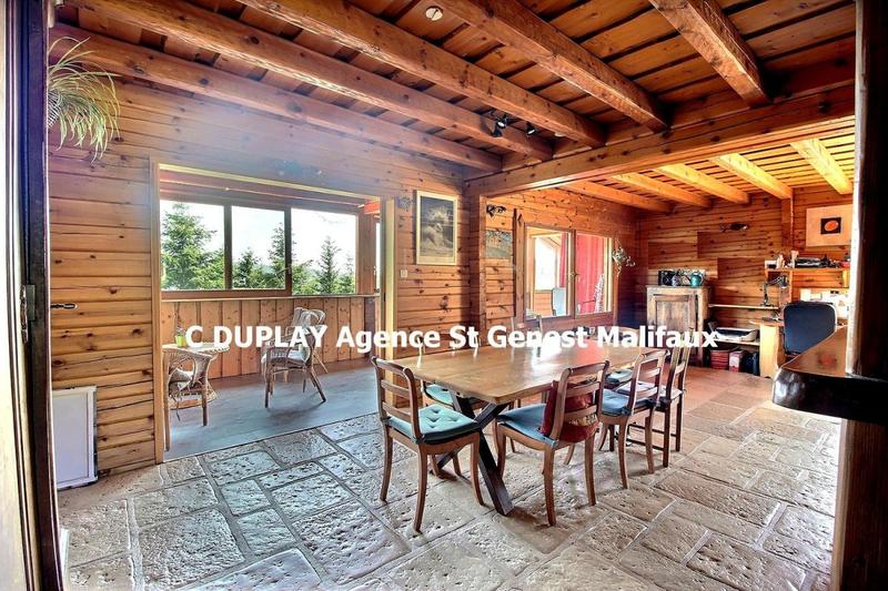 Maison - 140 m² - 8 pièces