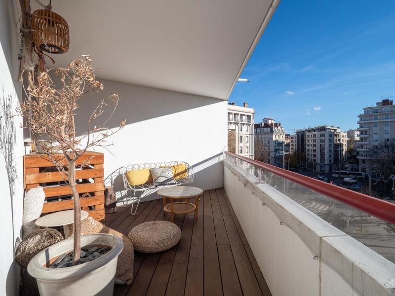 Appartement - 90 m² - 3 pièces