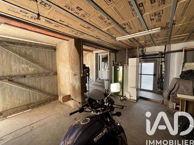 Maison - 238 m² - 7 pièces