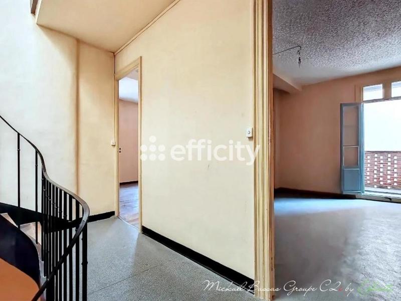 Immeuble - 120 m² - 7 pièces