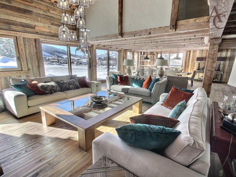 Châlet - 300 m² - 8 pièces