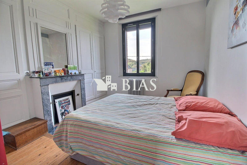 Maison - 190 m² - 7 pièces