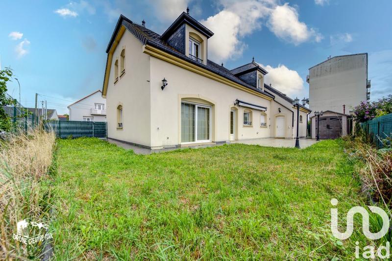 Maison - 191 m² - 7 pièces