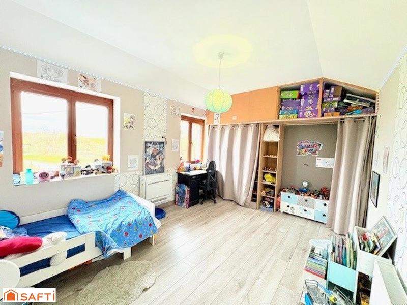 Maison - 196 m² - 8 pièces