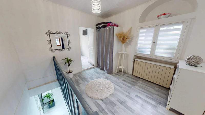 Maison - 121 m² - 5 pièces