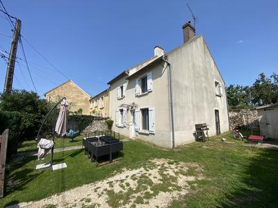 Maison - 113 m² - 5 pièces