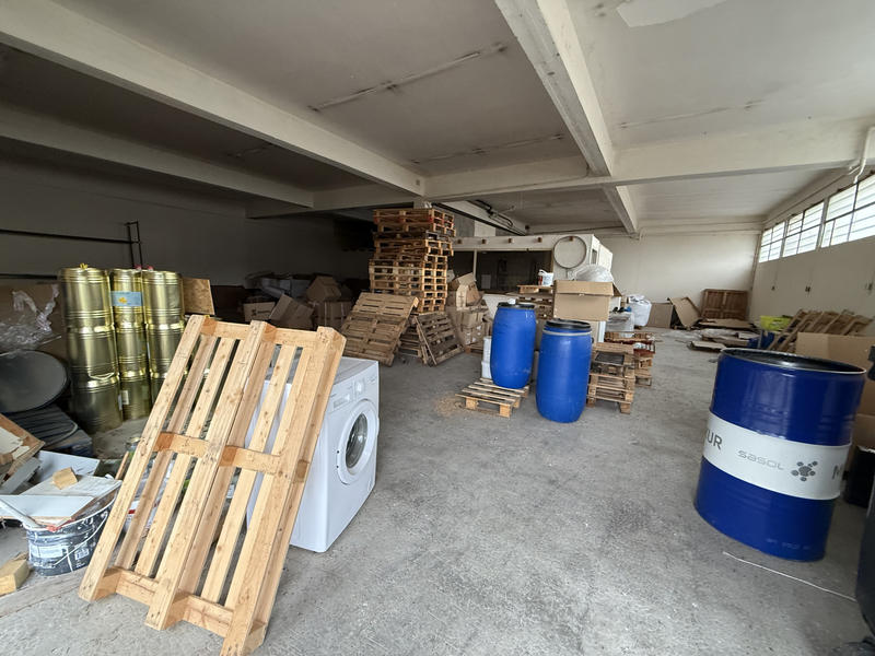 Local d'activités - 1 000 m²