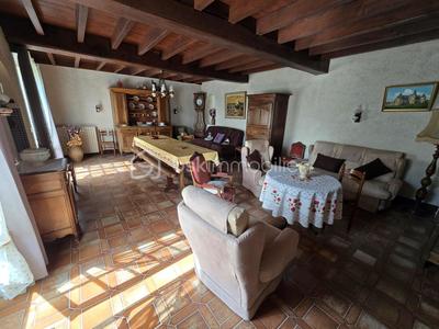 Maison ancienne - 337 m² - 4 pièces