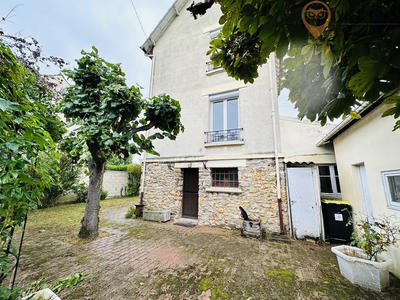 Maison - 70 m² - 4 pièces