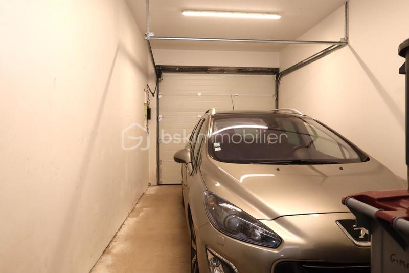 Maison de ville - 256 m² - 6 pièces