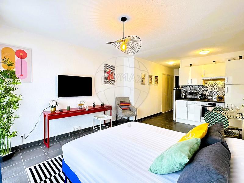 Studio - 28 m² - 1 pièce