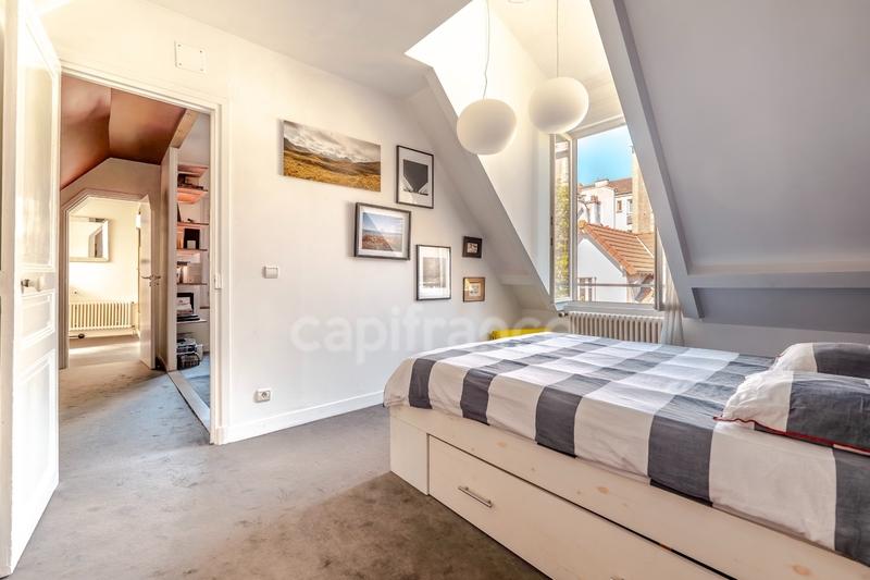 Maison - 262 m² - 8 pièces