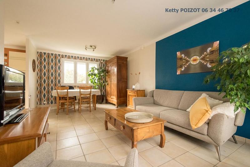 Maison - 101 m² - 5 pièces