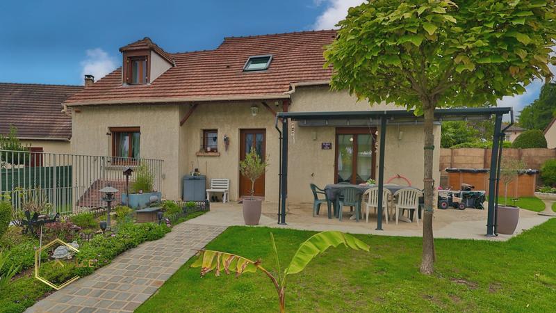 Maison - 127 m² - 7 pièces