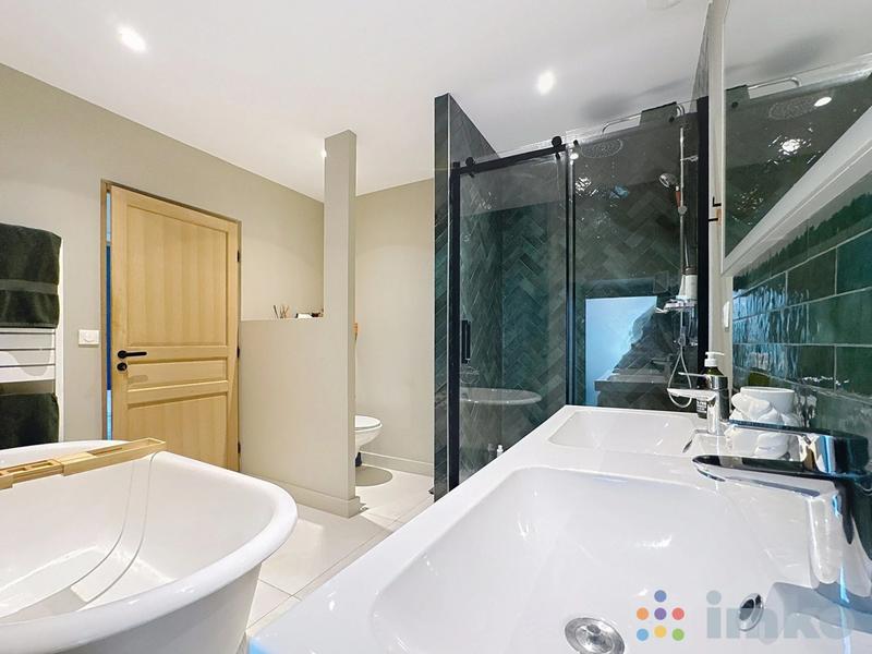 Ferme - 382 m² - 10 pièces