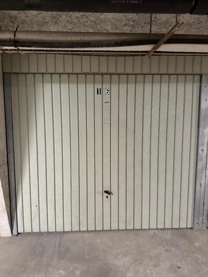 Parking / Garage - 12 m²