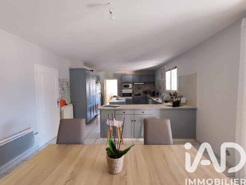 Maison - 265 m² - 9 pièces