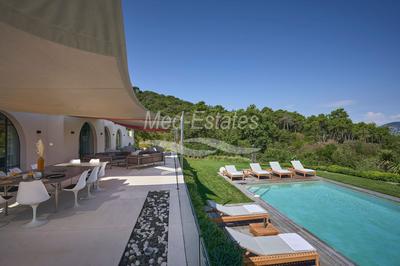 Villa - 550 m² - 10 pièces