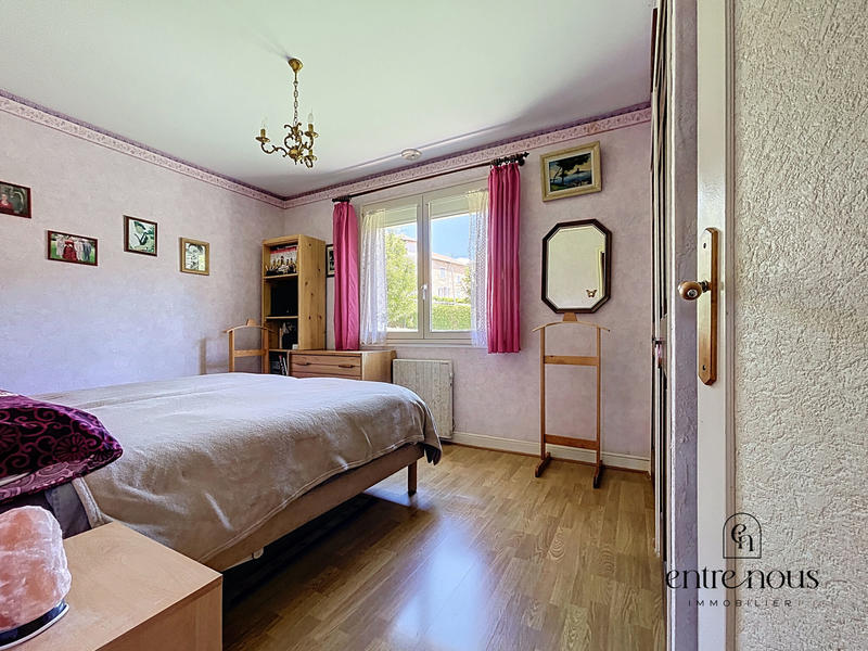 Maison - 95 m² - 5 pièces