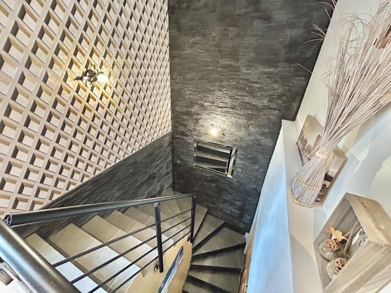 Maison - 107 m² - 5 pièces