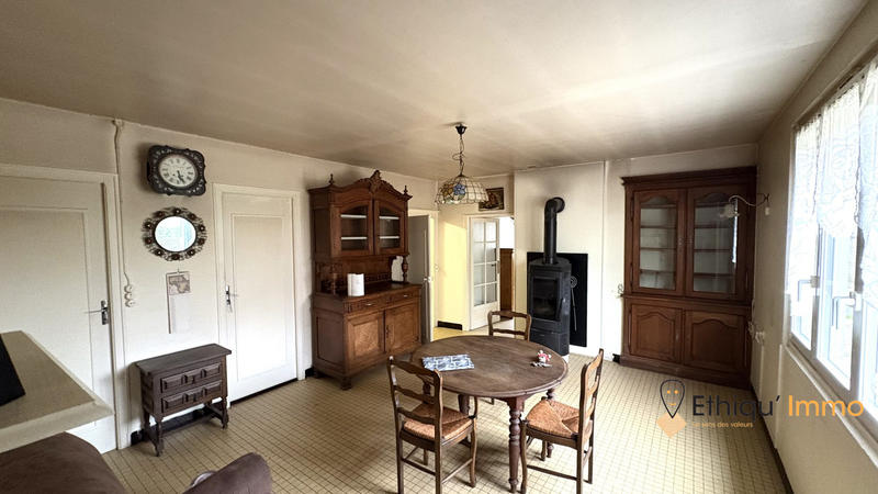 Maison - 121 m² - 5 pièces