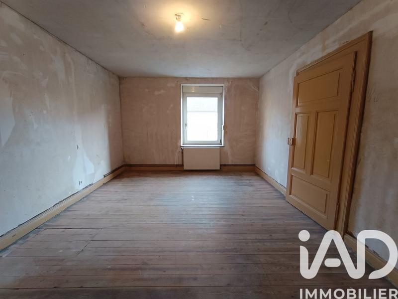 Maison - 201 m² - 7 pièces