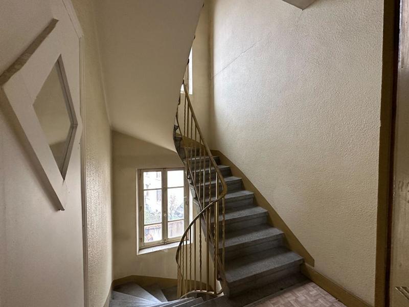 Immeuble - 192 m² - 10 pièces