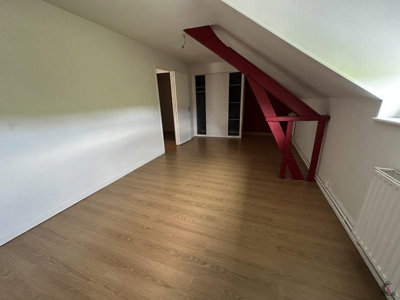 Maison - 102 m² - 4 pièces