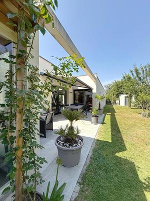 Maison - 144 m² - 8 pièces