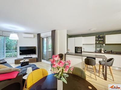 Appartement - 67 m² - 3 pièces